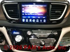 Vehicle photo 13