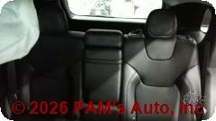 Vehicle photo 11