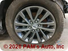 Vehicle photo 9