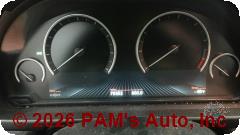 Vehicle photo 12