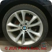Vehicle photo 9