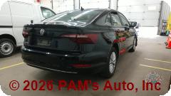 Vehicle photo 5