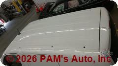 Vehicle photo 8