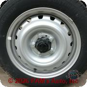 Vehicle photo 9