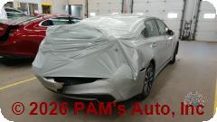 Vehicle photo 5