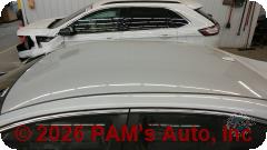 Vehicle photo 8