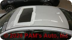 Vehicle photo 8