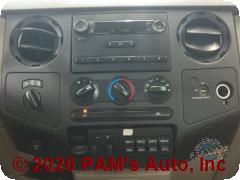 Vehicle photo 13