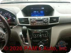 Vehicle photo 13