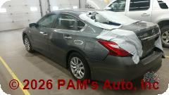 Vehicle photo 6