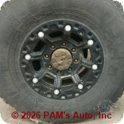 Vehicle photo 9