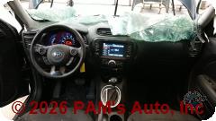 Vehicle photo 14