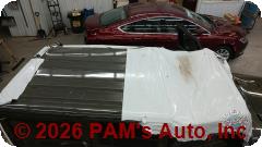 Vehicle photo 4