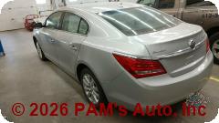 Vehicle photo 6