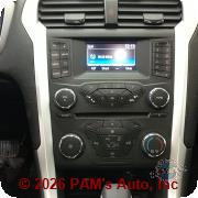 Vehicle photo 13