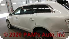 Vehicle photo 7