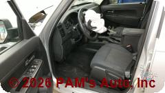 Vehicle photo 10