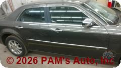 Vehicle photo 3