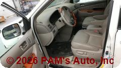 Vehicle photo 10