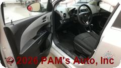 Vehicle photo 10