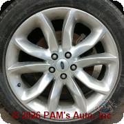 Vehicle photo 9
