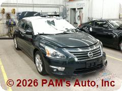 Vehicle photo 2