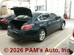 Vehicle photo 5