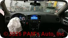 Vehicle photo 14