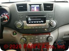 Vehicle photo 13