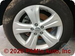 Vehicle photo 9