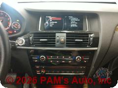Vehicle photo 13