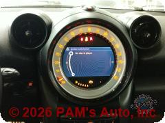 Vehicle photo 13