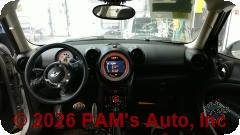 Vehicle photo 14