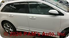 Vehicle photo 3
