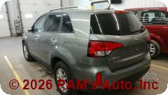 Vehicle photo 6