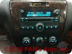 Vehicle photo 13
