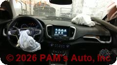 Vehicle photo 14