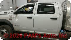 Vehicle photo 7