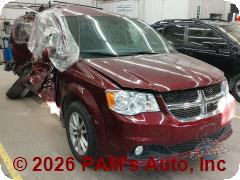 Vehicle photo 2
