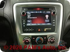 Vehicle photo 13