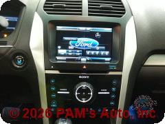 Vehicle photo 13