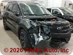 Vehicle photo 2