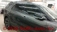 Vehicle photo 3