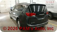 Vehicle photo 6