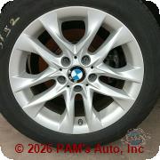 Vehicle photo 9