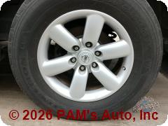 Vehicle photo 9