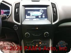 Vehicle photo 13