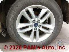 Vehicle photo 9