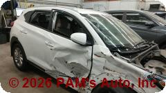 Vehicle photo 3
