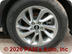 Vehicle photo 9